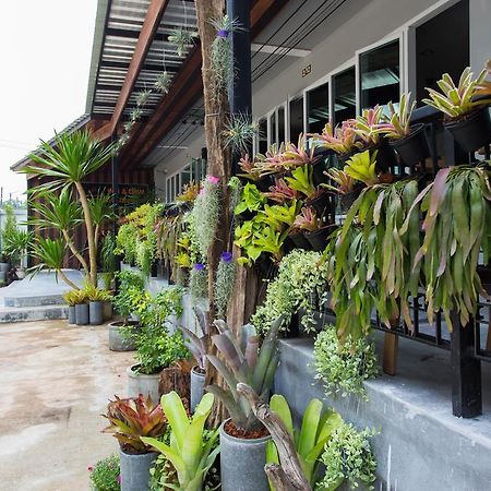 Krabi Inn&Omm Exterior foto